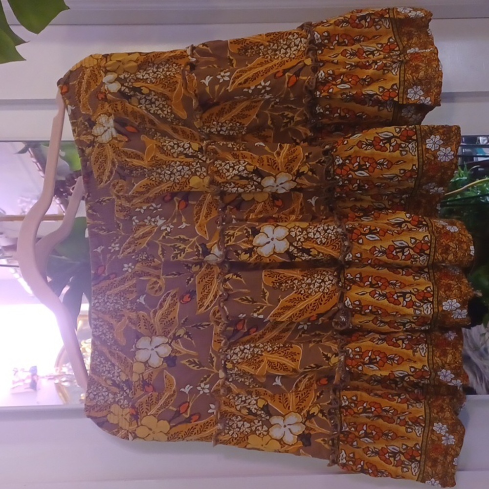Rachel Zoe Almond Brown Gold and Orange Tiered Flare Mini Skirt sz.M